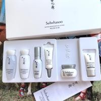ราคา SULWHASOO SNOWISE BRIGHTENING KIT 6 ITEMS (NEW PACKAGE) (949301467)