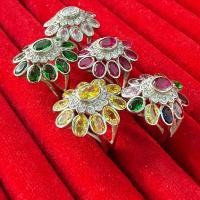 ราคา แหวนพลอยนพเก้า งานฝังพลอยอย่างดี มีให้เลือกหลายสี ตัวเรือนเป็นเนื้อกะไหล่เงิน (ไม่ลอก ไม่ดำ) (49357966249)