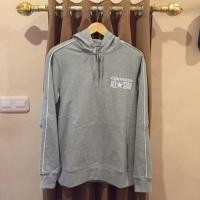 ราคา เสื้อกันหนาวมีหมวก converse สีเทา (6994963020)
