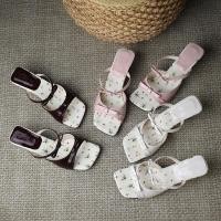ราคา ผู้หญิงรองเท้าส้นสูงรองเท้าโบว์ส้นเอเลี่ยนลายดอกไม้ (26634156858)