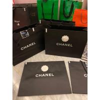 ราคา ถุงแบรนด์เนม ถุงกระดาษ ดอกคามิเลียแท้ (22442184779)