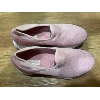 ราคา Skechers air cooled goga mat สีชมพู ขาว มือ1 ผญ Size 6 23 ซม. (17582265131)