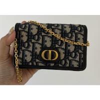 ราคา Like New Dior pouch y22 สภาพใหม่มาก ซื้อมาไม่ได้ใช้งาน (14185105933)