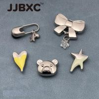 ราคา JJBXC ตัวติดรองเท้า charm หัวเข็มขัดโลหะสีเงินลายหมี ดีไซน์วินเทจหรู อุปกรณ์ตกแต่งรองเท้า (42627207962)