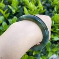ราคา สร้อยข้อมือสีเหลี่ยมเขียว ลายหยกดาร์กเลค (55906647203)