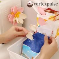 ราคา กระแสน้ําวนพัลส์ 2ชิ้นโลตัสแม่เหล็กปิดผนึกคลิปหนีบแน่น2 ใน 1กลีบถุงขนมคลิป,พลาสติกประณีตรูปดอกไม้สองชั้นกลีบโลตัสแม่เหล็กติดตู้เย็นบ้าน (49811810636)