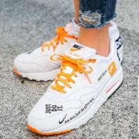 ราคา Used! Nike WMNS Air Max 1LX. (1638381025)