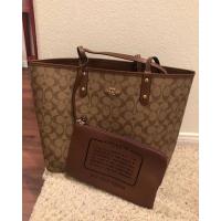 ราคา พร้อมส่ง coach tote กลับด้าน แท้ 100% (1964239363)