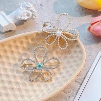 ราคา เข็มกลัดคนท้อง-เข็มกลัดติดเสื้อรูปดอกไม้ประดับมุกหรือเพชร-H (25787288501)
