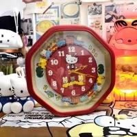 ราคา Hello Kitty น่ารักแปดเหลี่ยมนาฬิกาแขวนรถไฟหมุนของเล่นนาฬิกาหมุนวิ่ง เคที รถไฟขนาดเล็กนาฬิกา (48405264919)