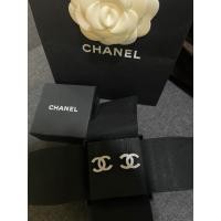 ราคา แท้ Chanel classic earrings 2 cm. (21879664724)