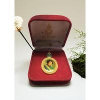 ราคา เข็มกลัด ที่ระลึกครบ 7 รอบ 84 พรรษา สวย สภาพเดิมๆ ** ถ่ายจากสินค้าจริง ** (49105691172)