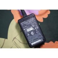 ราคา Sony AC-LS5 Battery Charger (27727774803)