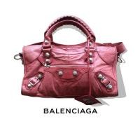 ราคา SALE!!กระเป๋าสะพายหนังแท้ทรงBALENCIAGA (1572982114)