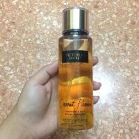 ราคา ของแท้แน่นอนUsed#victoria’s secret fragrance mist : coconut passion เหลือ98% ขนาด 250ml (971237341)