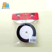 ราคา ริบบิ้นผ้าสีดำ 1นิ้ว 20 หลา ผ้าซาติน ริบบิ้นดำ ริบบิ้นผูกผมนักเรียน ริบบิ้นไว้อาลัย (46000232175)