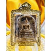 ราคา P-06-071264 พระสมเด็จ แกะสลักจากหินพระธาตุเขาสามร้อยยอด (7632425518)