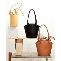 ราคา พร้อมส่ง กระเป๋า Garmenti Daily Tote bag สี Squid ink (สีดำ) ของแท้ 100% (25831880505)