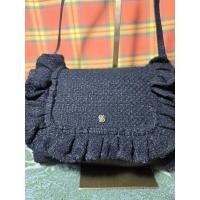ราคา กระเป๋าผ้าทวิชสีดำแบรนด์ olive des oliveมือสอง (29066430316)