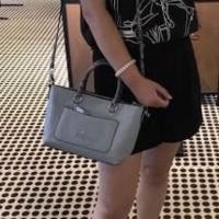ราคา COACH MINI EMMA SATCHEL กระเป๋าถือและสะพายข้างได้หนังล้วนแบบสวยมากๆค่ะ ขนาด 11 3/4" (L) x 7 1/2" (H) x 4 3/4" (W) (1547597918)