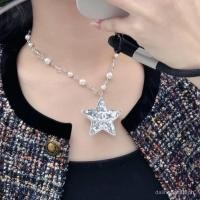 ราคา สร้อยคอมุกและเลื่อมดาวห้าแฉกอะคริลิค รุ่นใหม่จากCHANEL (49457990344)