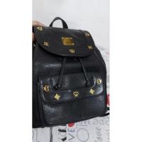 ราคา เป้ MCM มือ 2 ของแท้ งานเยอรมันขนาด 11 x 11 x 5.4 นิ้วอะไหล่ทอง สภาพดี ❌ (18564604386)