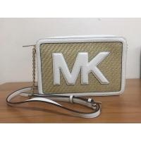 ราคา กระเป๋าสะพาย Michael kor มือ2 สภาพดี (10268600073)