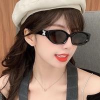 ราคา Retro Small Cat Eye Off White Logo แว่นตากันแดดผู้หญิงผู้ชายคุณภาพสูงขับรถแว่นตากันแดด Vintage (28420648607)