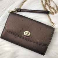 ราคา Coach crossbody with chain. (2422115792)