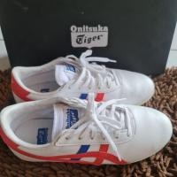 ราคา รองเท้า Onitsuka tiger แท้ มือสอง สภาพใหม่ หนังสีขาว เบอร์ 5 (37.5) (6070432161)