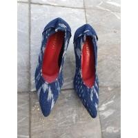 ราคา Pannarai ผ้าทอแท้สีคราม size 38 แต่ 36-37 ใส่ได้ค่ะ สวยงามแบบนางสาวไทย (12873674365)