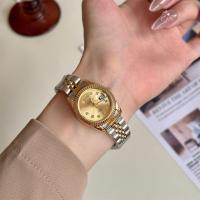 ราคา นาฬิกาผู้หญิงหรูหรา Niche Retro แฟชั่น High-value Diamond-studded ปฏิทิน High-end Classy สายเหล็กนาฬิกาควอทซ์ (45011767889)