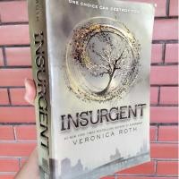 ราคา Veronica Roth Insurgent Dystopian Fantasy English Preloved Novel Book (58158523644)