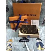 ราคา New LV Key Pouch DC 21 (8866743633)