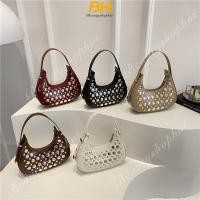ราคา กระเป๋าแฟชั่นไหล่และถือดีไซน์พิมพ์ลาย สำหรับผู้หญิง (49058868131)