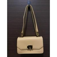 ราคา กระเป๋าสะพายข้าง charles&keith คอลใหม่ outlet ใหม่แกะกล่อง (7347751377)