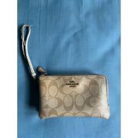 ราคา กระเป๋าทรงครัชหนังแท้Coachแท้มือ2 (40315661346)