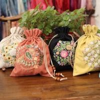ราคา กระเป๋าเย็บปักถักร้อยลายดอกไม้ DIY ชุด DIY + งานปักฮู้ด / กระเป๋าใบเล็กแฮนด์เมด (43677211398)