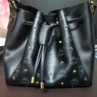 ราคา MCM ทรงจีบ สีดำ สภาพสวย (23654788782)