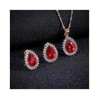 ราคา TANITTgems ชุดเครื่องประดับพลอยทับทิมทรงหยดน้ำล้อมเพชรคริสตัลแท้ (4381317464)