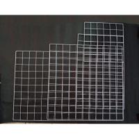 ราคา HUGE MINI GREEN WIRE MASH/WHITE DISPLAY (29965170667)