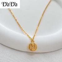 ราคา 18เค สร้อยคออิตาลีแท้จดหมายชิ้นกลมเล็ก ม ออกแบบที่เรียบง่ายทันสมัยโซ่กระดูกไหปลาร้าไม่ลอกไม่มีสีดําแฟนของขวัญวันเกิด (26635852332)