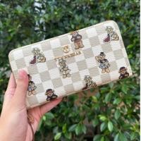 ราคา กระเป๋าสตางค์ใบยาว ซิปรอบ 7.8นิ้ว TTWN BEAR ลายน้องหมีสุดน่ารัก️ มีถุงกระดาษแบรนด์ให้ (25025245428)
