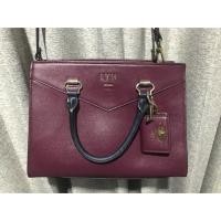 ราคา กระเป๋า LYN ของแท้ มือ2 สีแดงเลือดหมูค่ะ (2891244625)