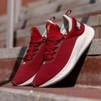ราคา ใหม่! Liverpool New Balance LAZR v2 size US9 ยาว 27 cm. (2816382934)