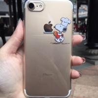 ราคา เคสซิลิโคน iphone 6,6s ลายสนูปปี้ถือแอปเปิ้ล ของใหม่ snoopy iphone (1521592038)