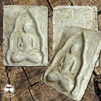 ราคา พระเนื้อผง ปางสมาธิซุ้มแหลม (4473712460)