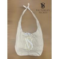 ราคา VICTORIA’S SECRET tote สายปรับได้ โดยรวมสภาพดี (44076167028)