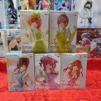 ราคา โมเดลฟิกเกอร์ของแท้นำเข้าจากญี่ปุ่น จากเรื่อง เจ้าสาวผมเป็นแฝด5 งานยกเซทยกเซท5ตัว (50857804254)