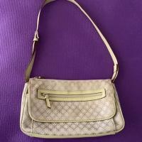 ราคา Villager by Liz Claiborne กระเป๋าผ้าผสมหนัง มือสอง (5020701589)
